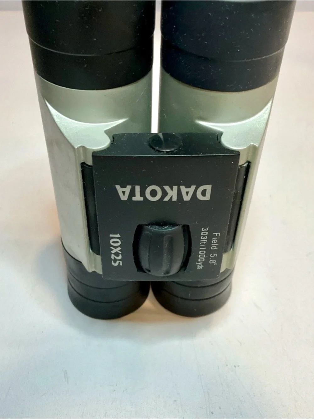 Dakota 10x25 Compact Binoculars w/ Case & Strap Works